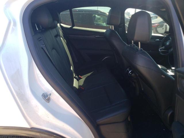 ZASPAKBN2N7D41728 - 2022 ALFA ROMEO STELVIO TI WHITE photo 11