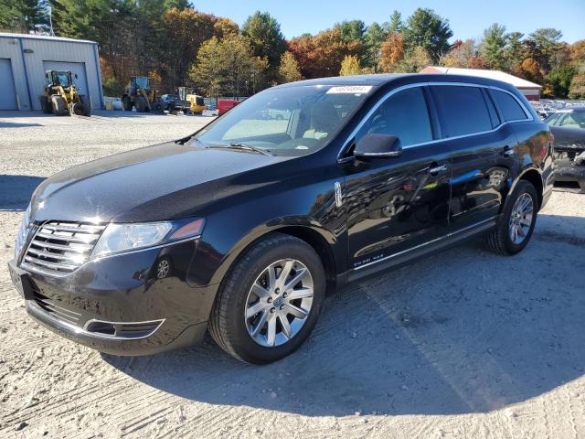 2LMHJ5NK4KBL04456 - 2019 LINCOLN MKT BLACK photo 1
