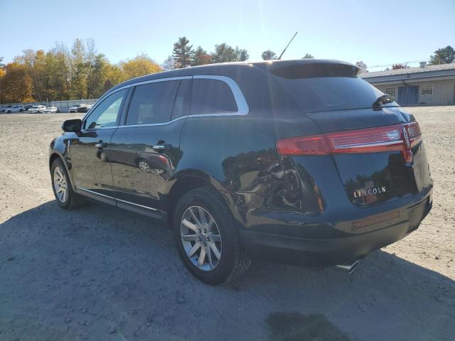 2LMHJ5NK4KBL04456 - 2019 LINCOLN MKT BLACK photo 2