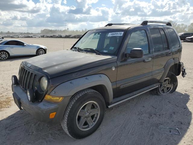 1J4GL38K05W725576 - 2005 JEEP LIBERTY RENEGADE GRAY photo 1