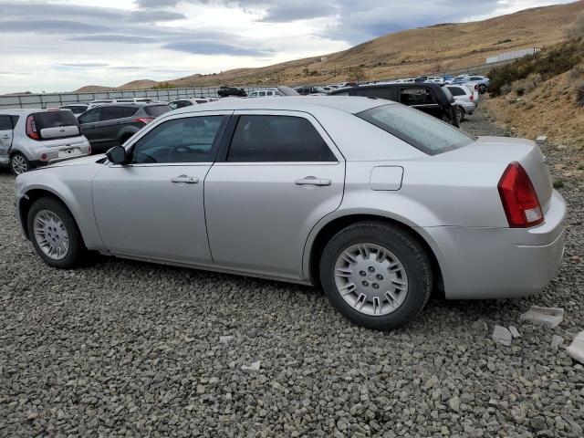 2C3KA43R37H807159 - 2007 CHRYSLER 300 SILVER photo 2