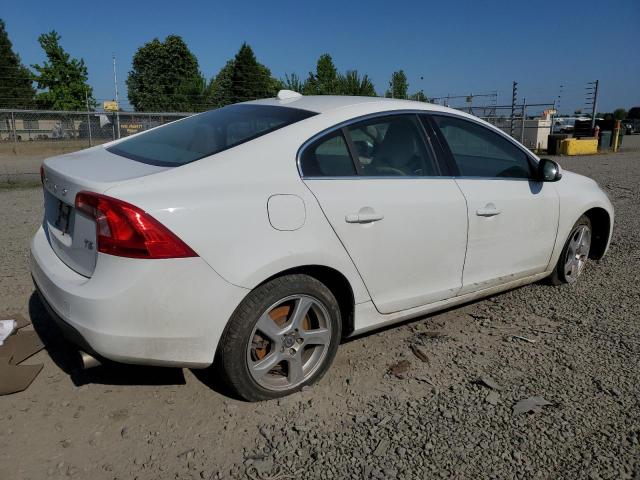 YV1612FS4D2178042 - 2013 VOLVO S60 T5 WHITE photo 3