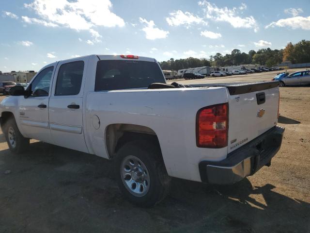 3GCPCREA3BG323405 - 2011 CHEVROLET SILVERADO C1500  LS WHITE photo 2