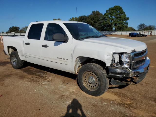 3GCPCREA3BG323405 - 2011 CHEVROLET SILVERADO C1500  LS WHITE photo 4