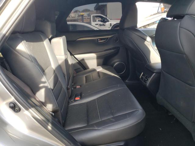 JTJBARBZ5J2148993 - 2018 LEXUS NX 300 BASE 银色 照片 10