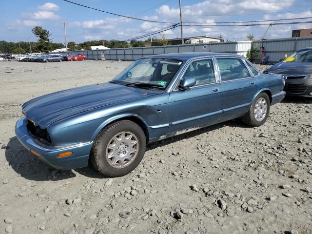 2000 JAGUAR XJ8, 