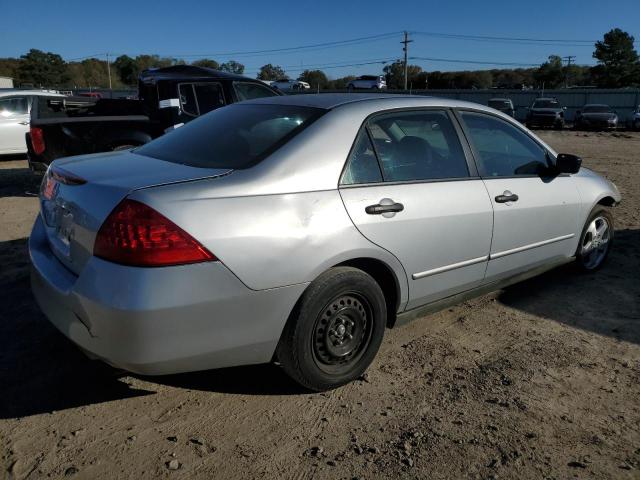 1HGCM56146A011408 - 2006 HONDA ACCORD VALUE SILVER photo 3