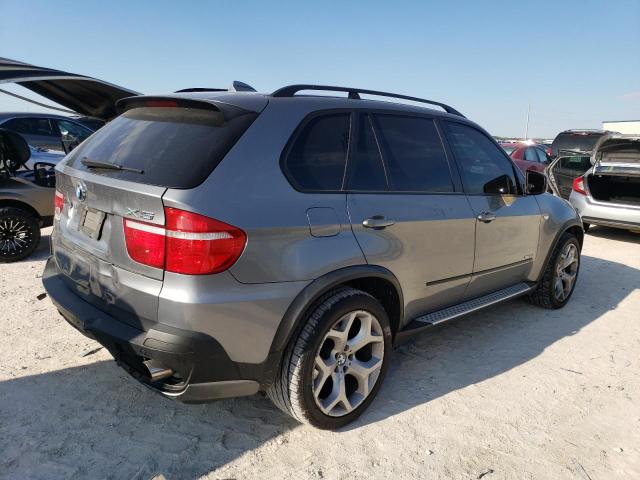 5UXFF03579LJ98294 - 2009 BMW X5 XDRIVE35D GRAY photo 3