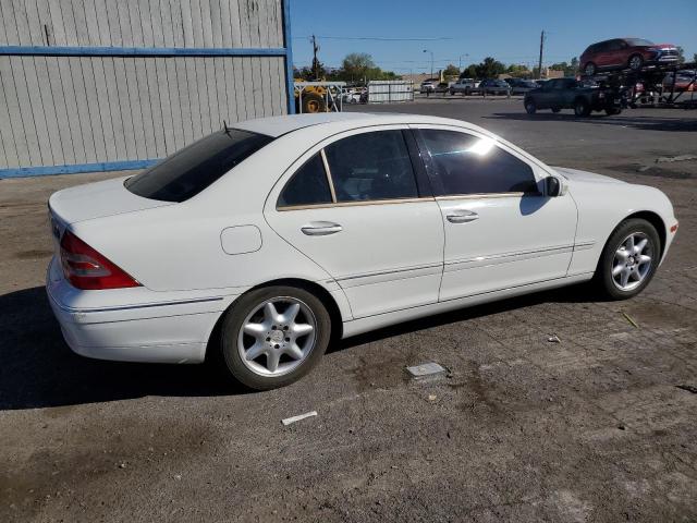 WDBRF64J41F115533 - 2001 MERCEDES-BENZ C 320 WHITE photo 3