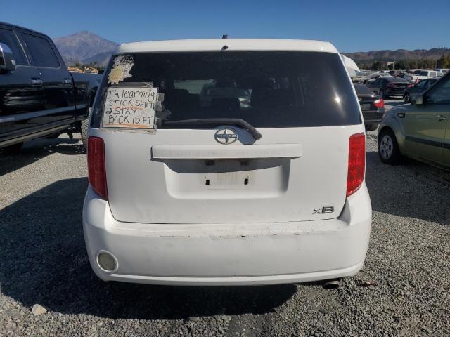 JTLKE50E281037211 - 2008 TOYOTA SCION XB WHITE photo 6