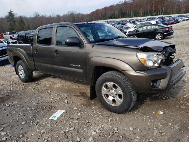 3TMMU4FN8CM046614 - 2012 TOYOTA TACOMA DOUBLE CAB LONG BED BROWN photo 4