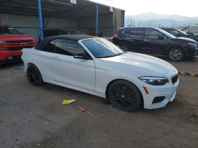 WBA2N3C00L7E38388 - 2020 BMW M240XI WHITE photo 4