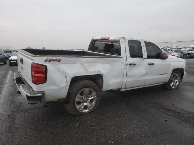 1GCVKPEC6JZ272092 - 2018 CHEVROLET SILVERADO K1500 CUSTOM WHITE photo 3