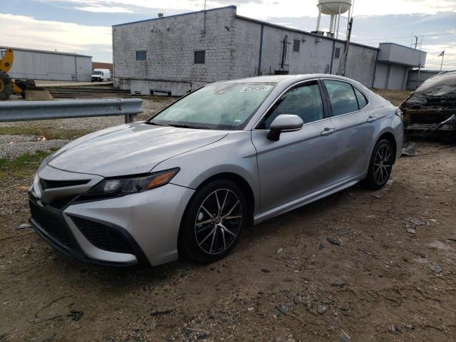 4T1G11AK3PU729626 - 2023 TOYOTA CAMRY SE NIGHT SHADE SILVER photo 1