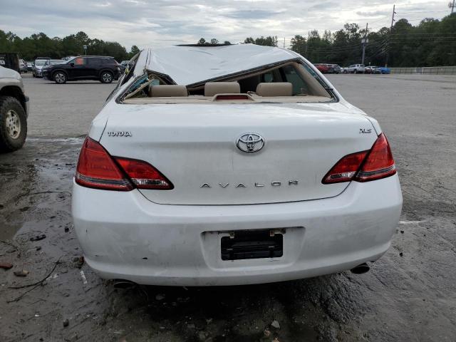 4T1BK36BX5U026985 - 2005 TOYOTA AVALON XL WHITE photo 6