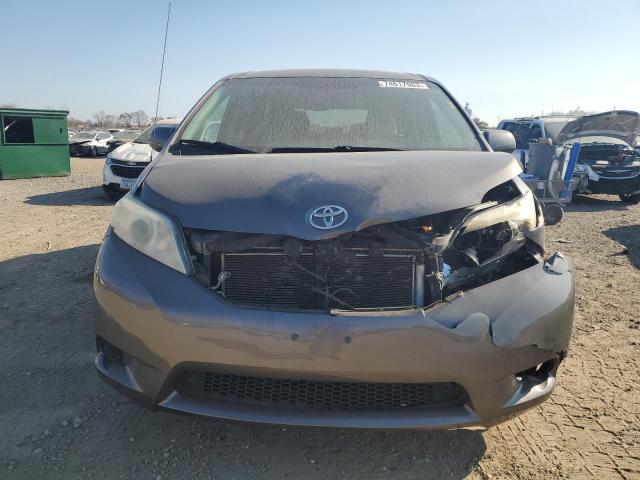 5TDKK3DCXCS183692 - 2012 TOYOTA SIENNA LE GRAY photo 5