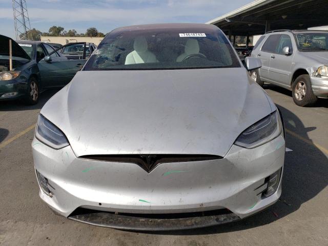 5YJXCAE40HF066990 - 2017 TESLA MODEL X SILVER photo 5