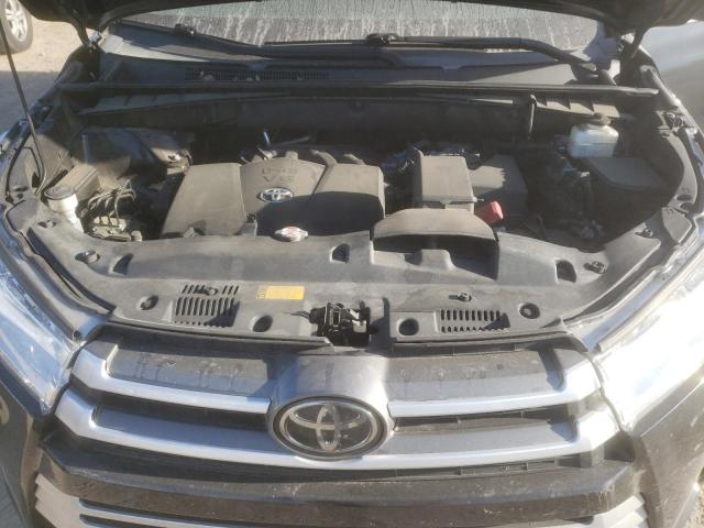 5TDBZRFH8KS975605 - 2019 TOYOTA HIGHLANDER LE BLACK photo 11