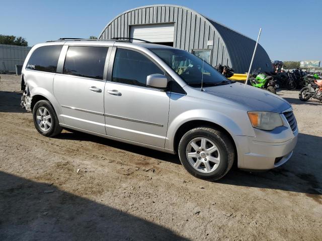 2A4RR5D11AR450755 - 2010 CHRYSLER TOWN & COU TOURING SILVER photo 4