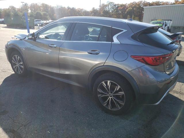 SJKCH5CR7HA024733 - 2017 INFINITI QX30 BASE GRAY photo 2