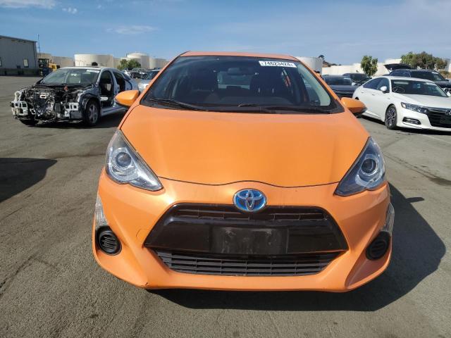 JTDKDTB37F1086285 - 2015 TOYOTA PRIUS C ORANGE photo 5