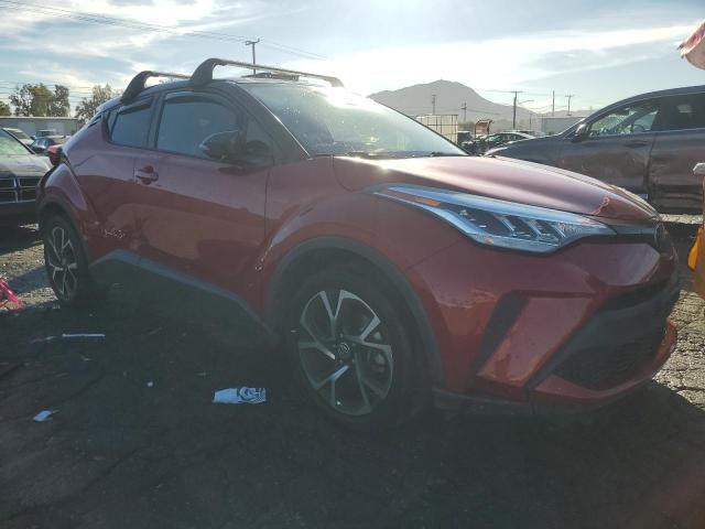 JTNKHMBX4L1067469 - 2020 TOYOTA C-HR XLE RED photo 4