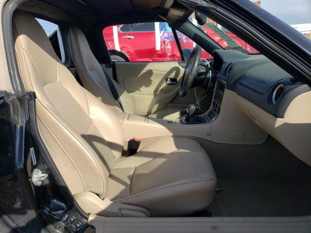 JM1NB353640405323 - 2004 MAZDA MX-5 MIATA BASE BLACK photo 10