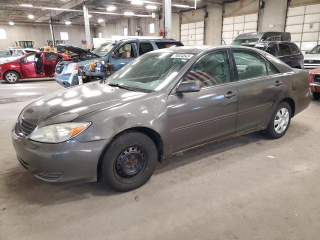 4T1BE32K52U569587 - 2002 TOYOTA CAMRY LE GRAY photo 1