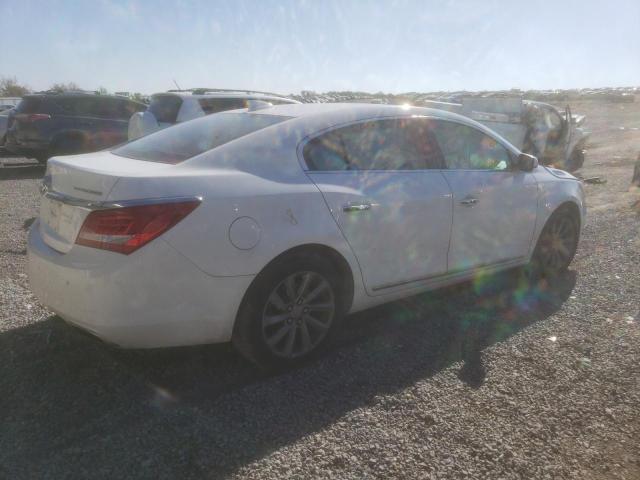 1G4GB5G32GF174337 - 2016 BUICK LACROSSE WHITE photo 3