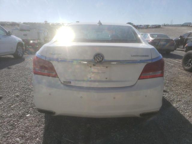 1G4GB5G32GF174337 - 2016 BUICK LACROSSE WHITE photo 6