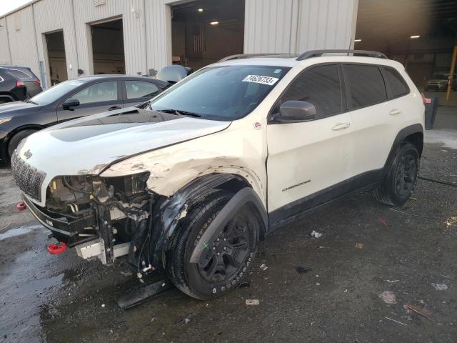 1C4PJMBX2KD217638 - 2019 JEEP CHEROKEE TRAILHAWK WHITE photo 1