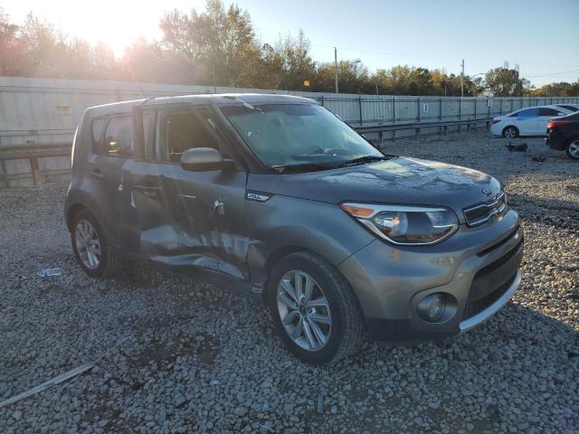 KNDJP3A56H7476526 - 2017 KIA SOUL + GRAY photo 4