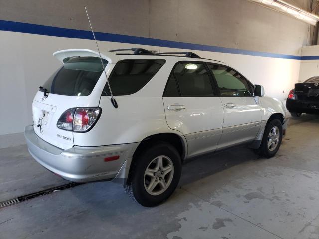 JTJHF10U720267677 - 2002 LEXUS RX 300 WHITE photo 3