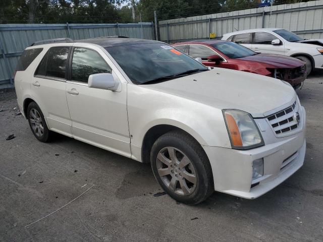 1GYEE637890103564 - 2009 CADILLAC SRX WHITE photo 4