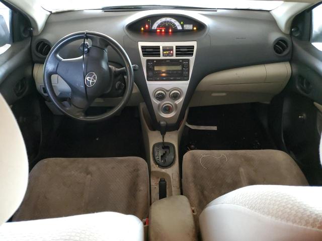 JTDBT923771051611 - 2007 TOYOTA YARIS GREEN photo 8