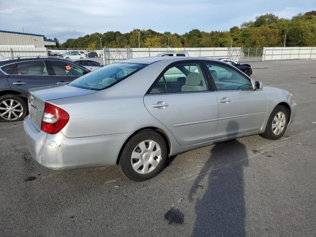 4T1BE32K64U883638 - 2004 TOYOTA CAMRY LE SILVER photo 3