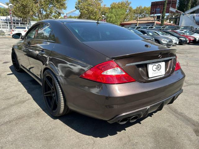 WDDDJ75X56A055095 - 2006 MERCEDES-BENZ CLS 500C BROWN photo 3