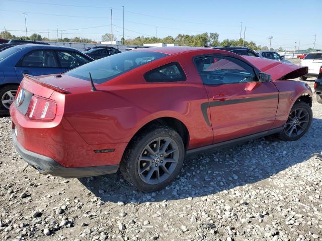 1ZVBP8AM1B5168205 - 2011 FORD MUSTANG RED photo 3