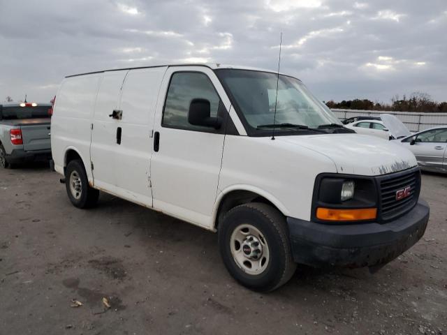 1GTGG25C081104941 - 2008 GMC SAVANA G2500 WHITE photo 4