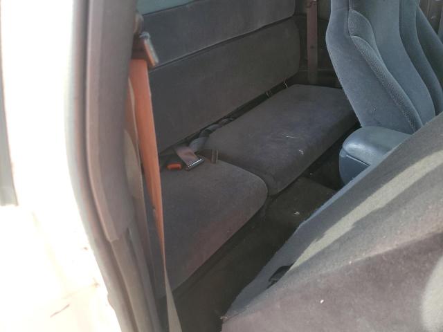 1B7GL22X2YS631036 - 2000 DODGE DAKOTA WHITE photo 10