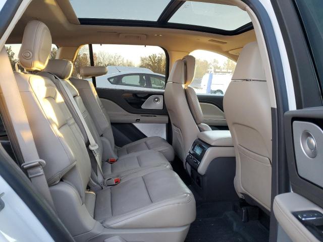 5LM5J7XC3LGL02074 - 2020 LINCOLN AVIATOR RESERVE WHITE photo 10