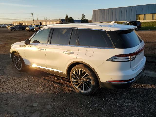 5LM5J7XC3LGL02074 - 2020 LINCOLN AVIATOR RESERVE WHITE photo 2