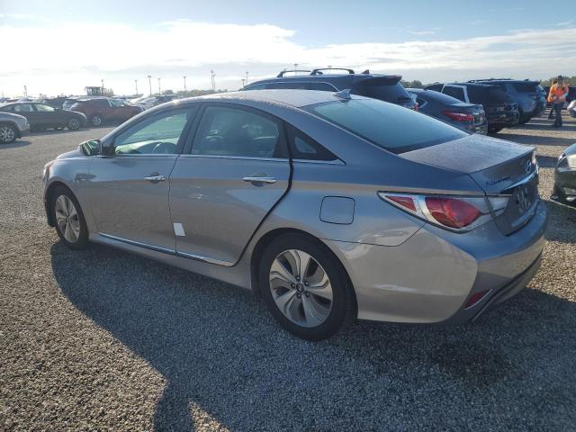 KMHEC4A46DA094838 - 2013 HYUNDAI SONATA HYBRID SILVER photo 2