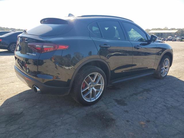 ZASFAKNN8J7C19537 - 2018 ALFA ROMEO STELVIO TI SPORT BLACK photo 3