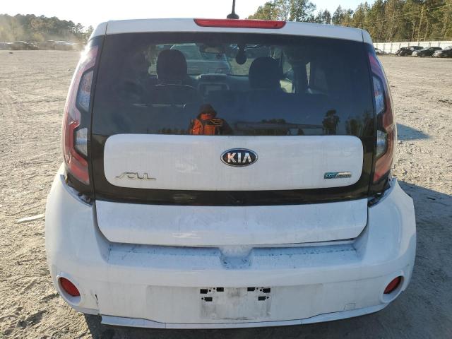 KNDJP3AE3F7003745 - 2015 KIA SOUL EV WHITE photo 6