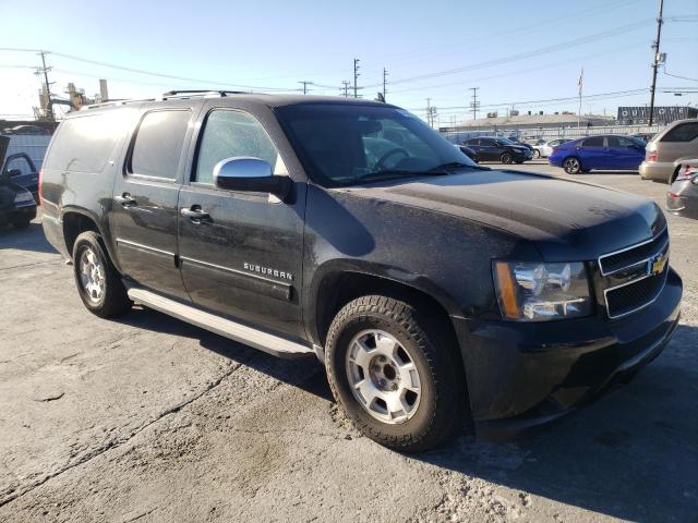 1GNSCJE01DR250760 - 2013 CHEVROLET SUBURBAN C1500 LT BLACK photo 4