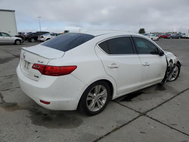 19VDE3F7XDE302491 - 2013 ACURA ILX HYBRID TECH WHITE photo 3