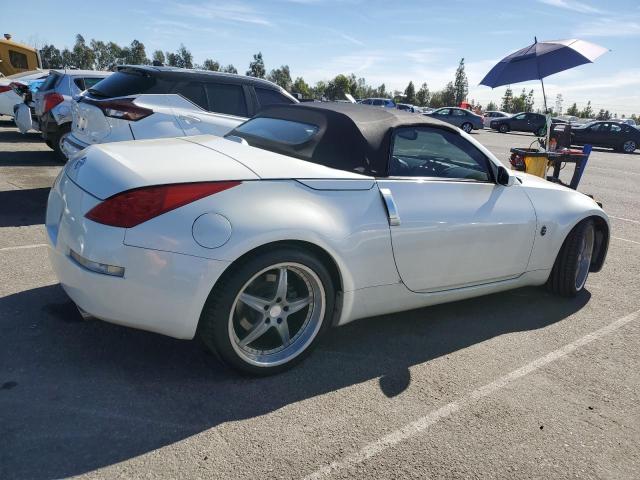 JN1BZ36A18M850842 - 2008 NISSAN 350Z ROADSTER WHITE photo 3