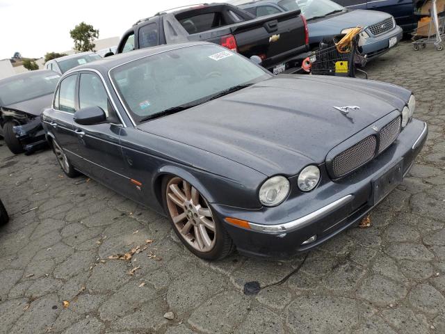 SAJEA73B74TG05716 - 2004 JAGUAR XJR S GRAY photo 4