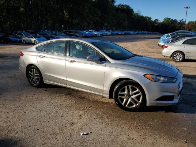 3FA6P0H76GR269028 - 2016 FORD FUSION SE SILVER photo 4